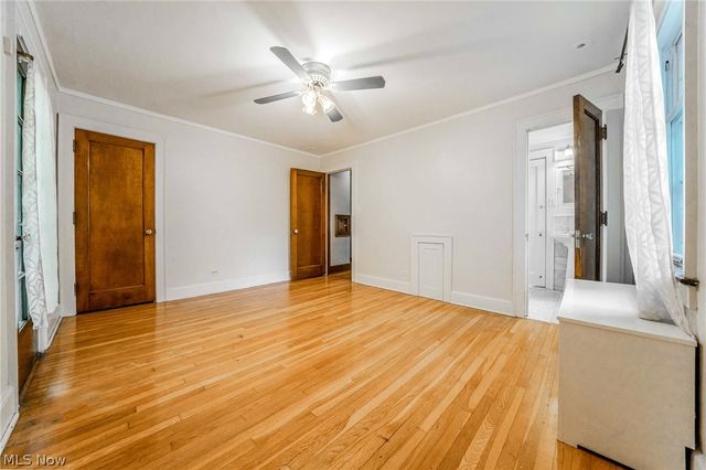 1327 Oakridge Drive, Cleveland Heights, OH 44121