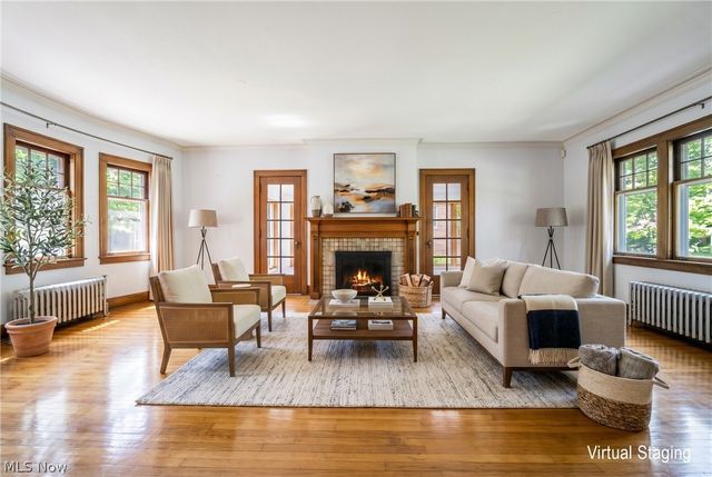 1327 Oakridge Drive, Cleveland Heights, OH 44121