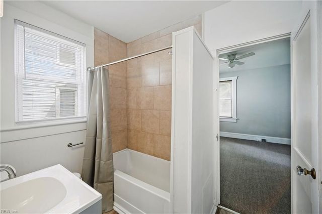 169 D View AVE, Norfolk, VA 23503