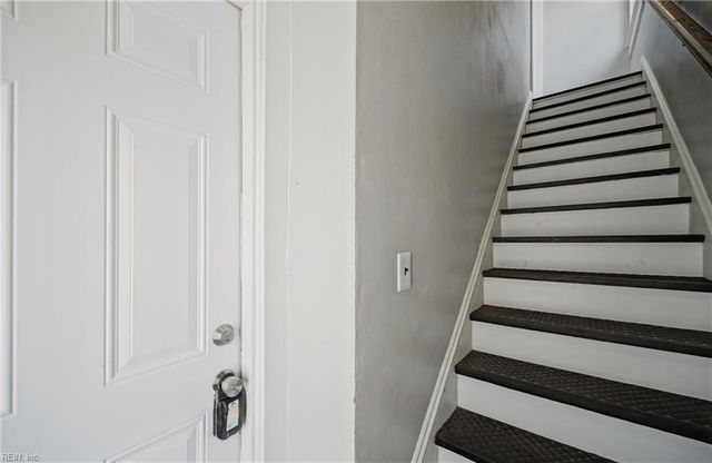 169 D View AVE, Norfolk, VA 23503