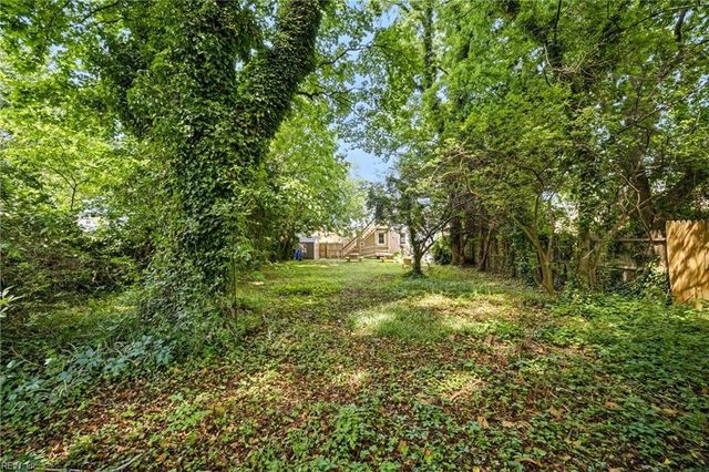 169 D View AVE, Norfolk, VA 23503