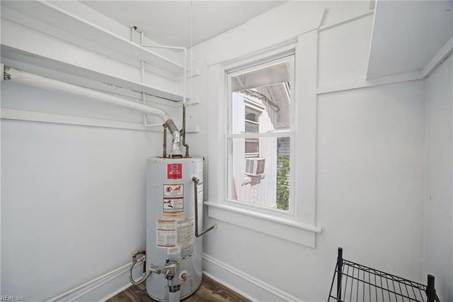 169 D View AVE, Norfolk, VA 23503