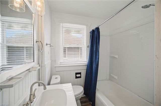 169 D View AVE, Norfolk, VA 23503