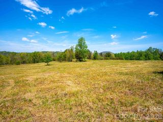 3646 Summer Road, Hendersonville, NC 28792