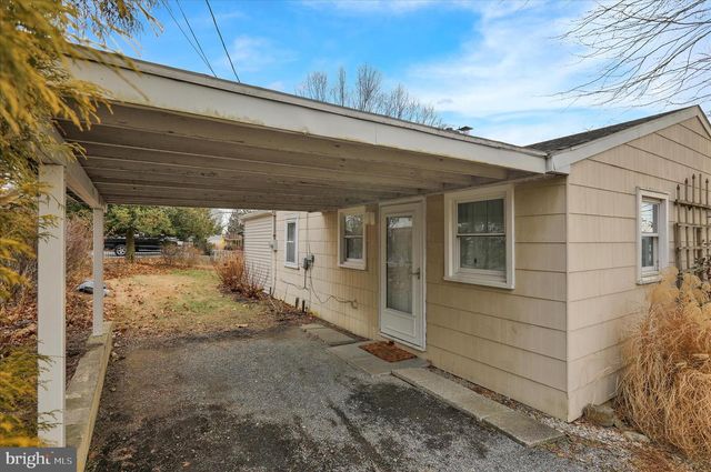 3240 JOYCE ST, Lebanon, PA 17046