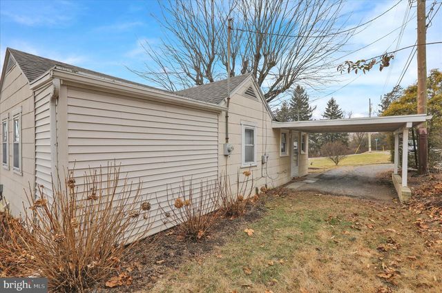 3240 JOYCE ST, Lebanon, PA 17046