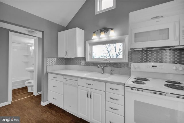 3240 JOYCE ST, Lebanon, PA 17046