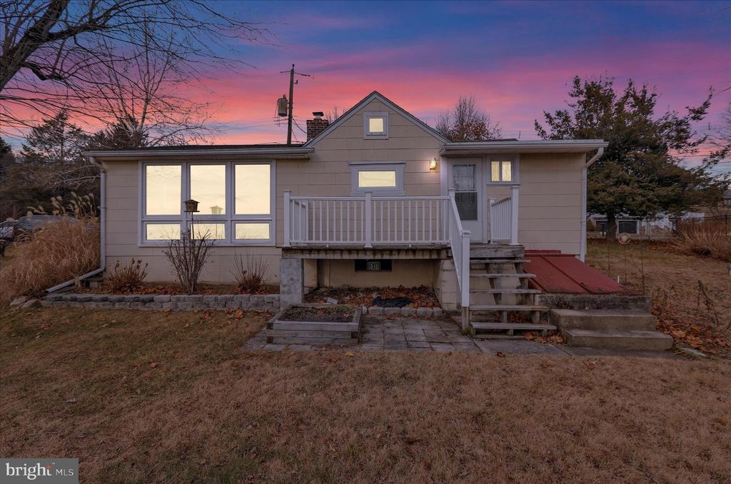 3240 JOYCE ST, Lebanon, PA 17046