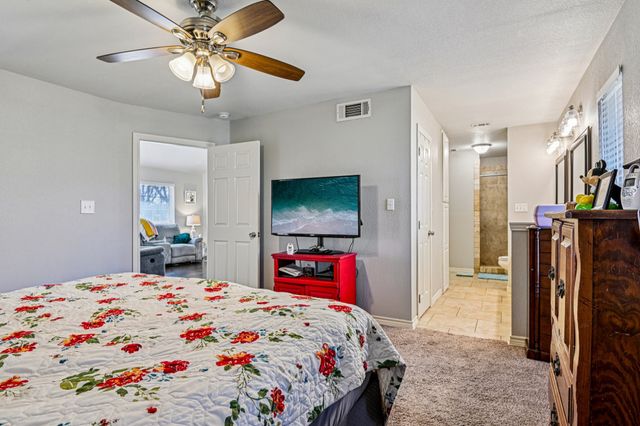 1733 Shawnee Drive, Cleburne, TX 76033