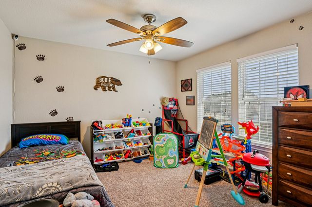 1733 Shawnee Drive, Cleburne, TX 76033