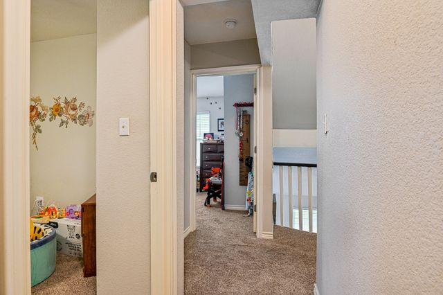 1733 Shawnee Drive, Cleburne, TX 76033