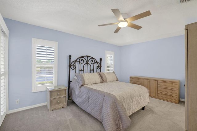 2097 Bonisle Circle, Riviera Beach, FL 33418