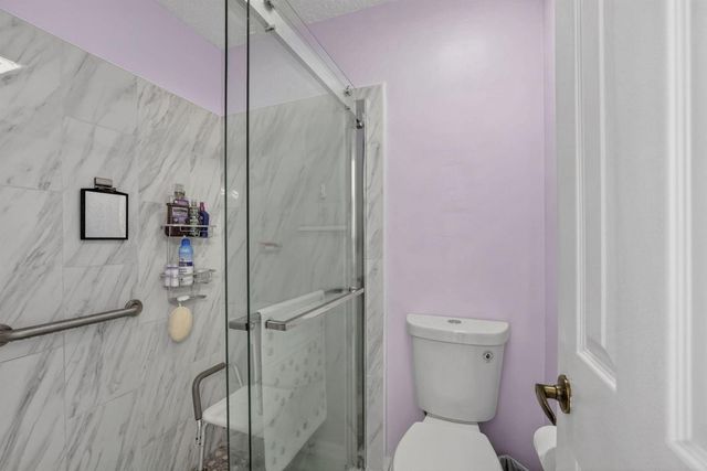 2097 Bonisle Circle, Riviera Beach, FL 33418