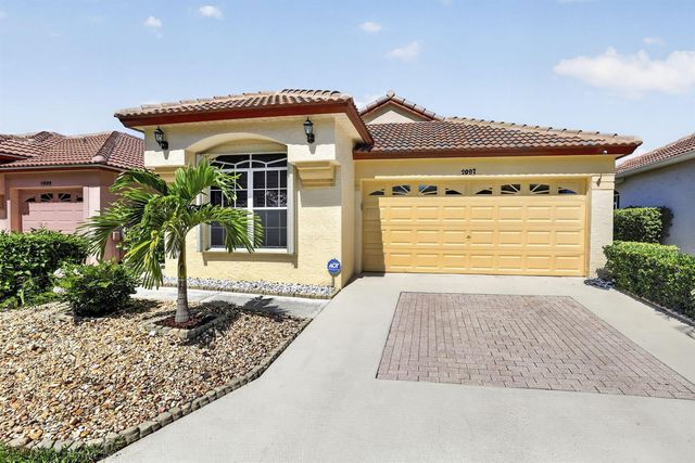 2097 Bonisle Circle, Riviera Beach, FL 33418