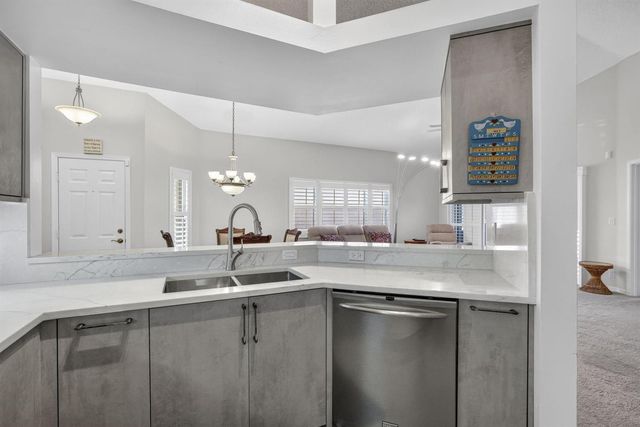 2097 Bonisle Circle, Riviera Beach, FL 33418