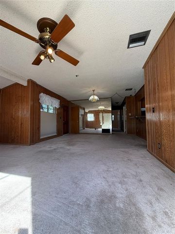 8801 CHINABERRY DRIVE, Tampa, FL 33637