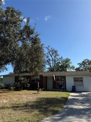 8801 CHINABERRY DRIVE, Tampa, FL 33637