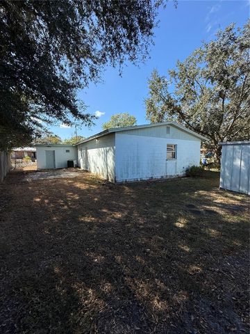 8801 CHINABERRY DRIVE, Tampa, FL 33637