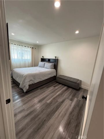 17111 Roscoe Boulevard 15, Northridge, CA 91325