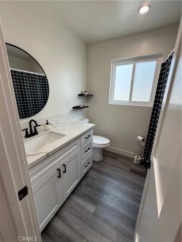 17111 Roscoe Boulevard 15, Northridge, CA 91325