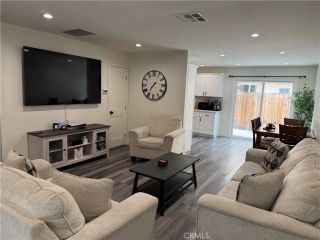 17111 Roscoe Boulevard 15, Northridge, CA 91325