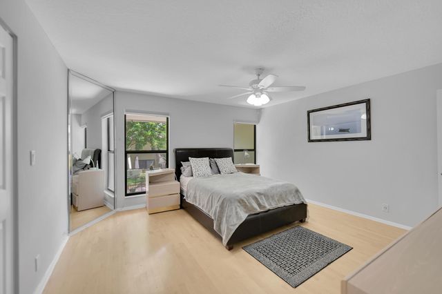 6017 Bayview Dr 6017, Fort Lauderdale, FL 33308