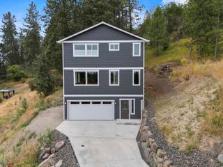 8407 N Carolina Way, Spokane, WA 99208