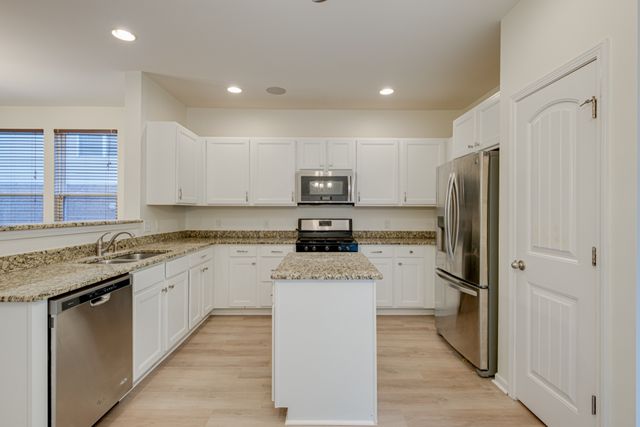 704 Bench Ln, Mount Juliet, TN 37122