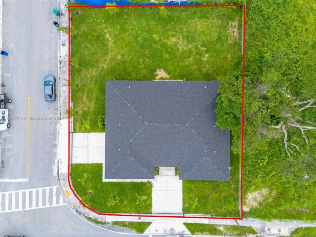 11870 SW 220th St A, Miami, FL 33170