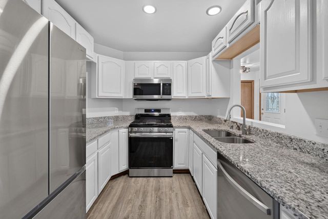 3012 29th STREET, Kenosha, WI 53144