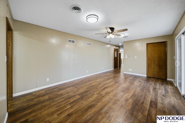 4210 Prairie Road, Fremont, NE 68025