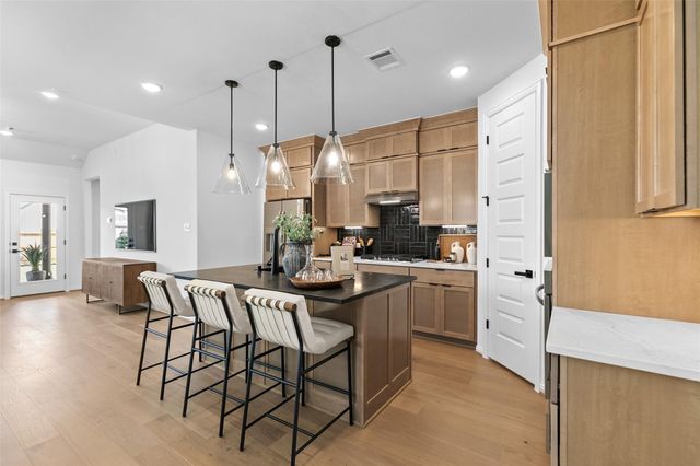 913 Brazos Trail, Dayton, TX 77535