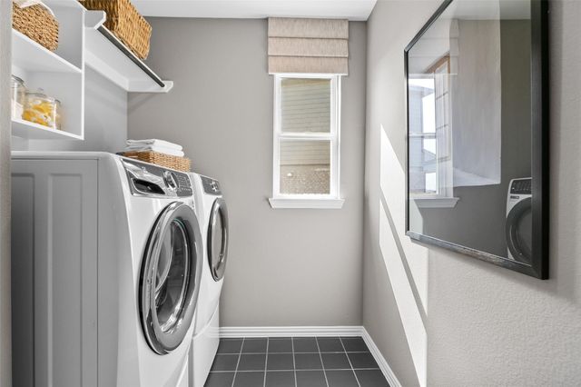 913 Brazos Trail, Dayton, TX 77535