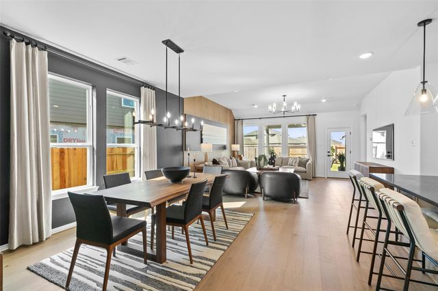 913 Brazos Trail, Dayton, TX 77535