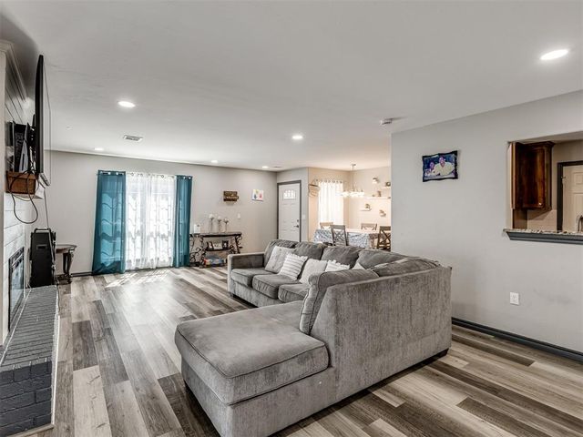 508 N Davis Avenue, Oklahoma City, OK 73127