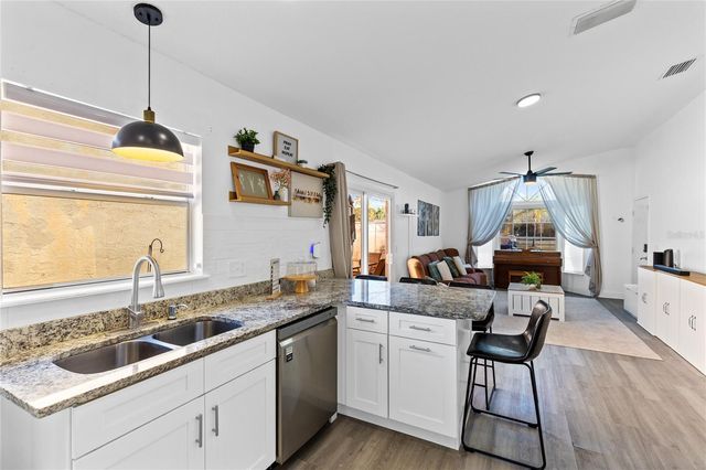 421 HORIZON DRIVE, Winter Springs, FL 32708