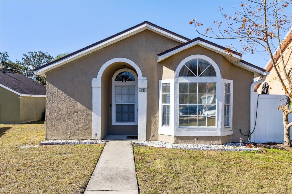 421 HORIZON DRIVE, Winter Springs, FL 32708