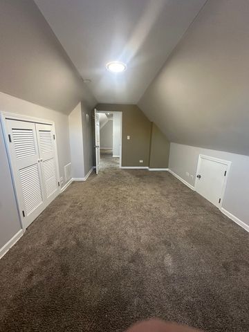 3251 W Berteau Avenue 2, Chicago, IL 60618