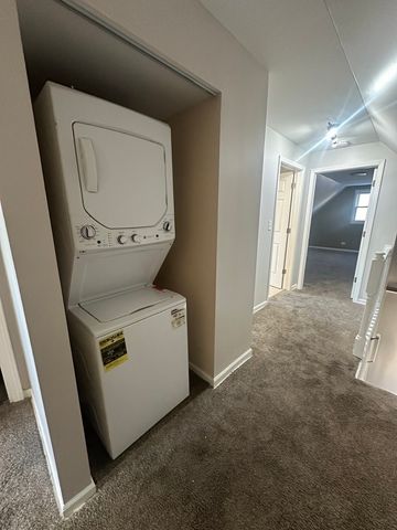 3251 W Berteau Avenue 2, Chicago, IL 60618