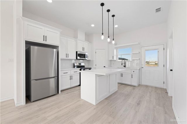 3974 Caserio Street, Edinburg, TX 78542