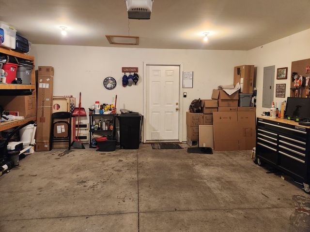 1508 Hawkeye Court, Carterville, IL 62918