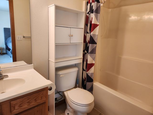 1508 Hawkeye Court, Carterville, IL 62918