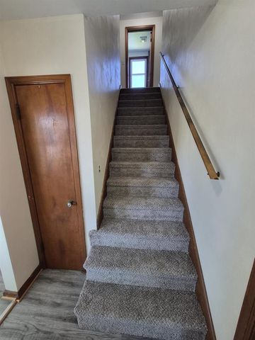 915 N Fremont Street, Janesville, WI 53545