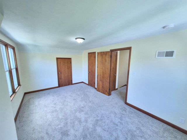 915 N Fremont Street, Janesville, WI 53545