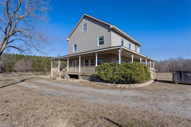 3008 New Design RD, Dendron, VA 23839