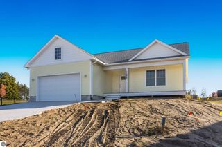 4499 LaMarche Circle, Traverse City, MI 49685