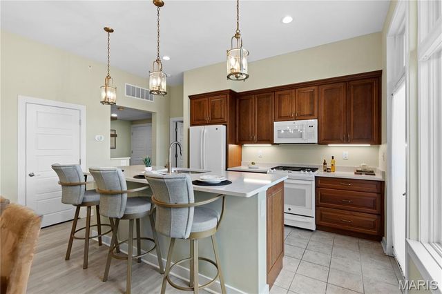 6615 Alamo Avenue 1C, Clayton, MO 63105