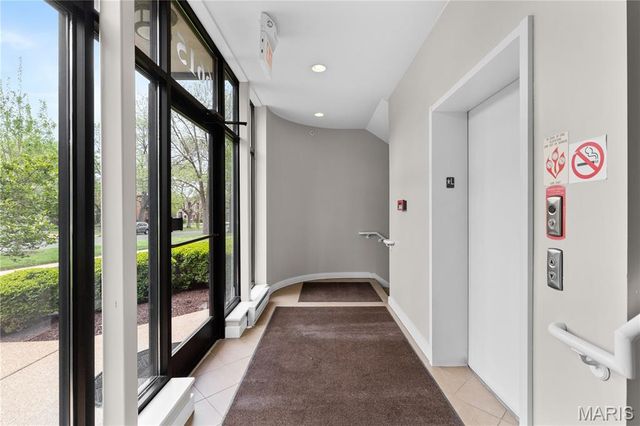 6615 Alamo Avenue 1C, Clayton, MO 63105