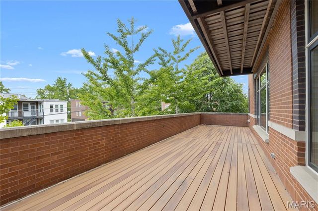 6615 Alamo Avenue 1C, Clayton, MO 63105