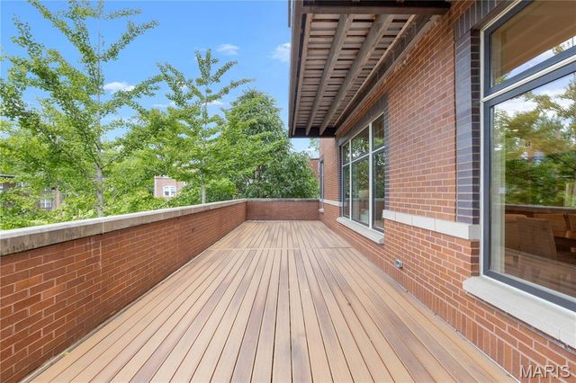 6615 Alamo Avenue 1C, Clayton, MO 63105